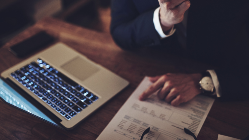 Reflexos jurídicos da solidariedade em contratos energéticos são destacados por Leonardo Manzan.