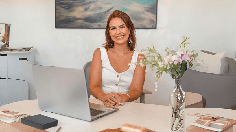 Entenda com a Dra. Thaline Neves Coutinho como a ultrassonografia e os testes genéticos não invasivos se complementam no diagnóstico pré-natal de anomalias cromossômicas.