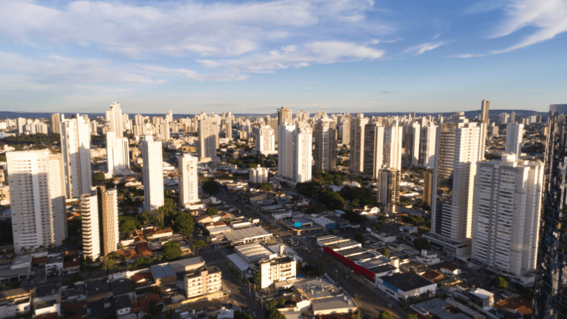 Alex Nabuco dos Santos analisa como os masterplans moldam bairros inteiros e impulsionam o desenvolvimento urbano.