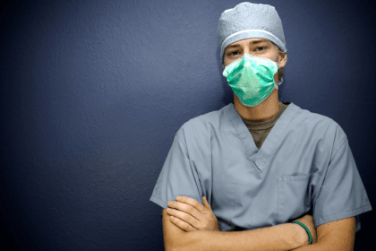 Dr. Haeckel Cabral esclarece as diferenças entre ptose palpebral e blefaroplastia estética.