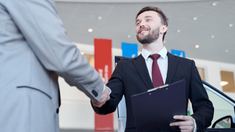 David do Prado orienta como negociar veículos online com mais segurança.